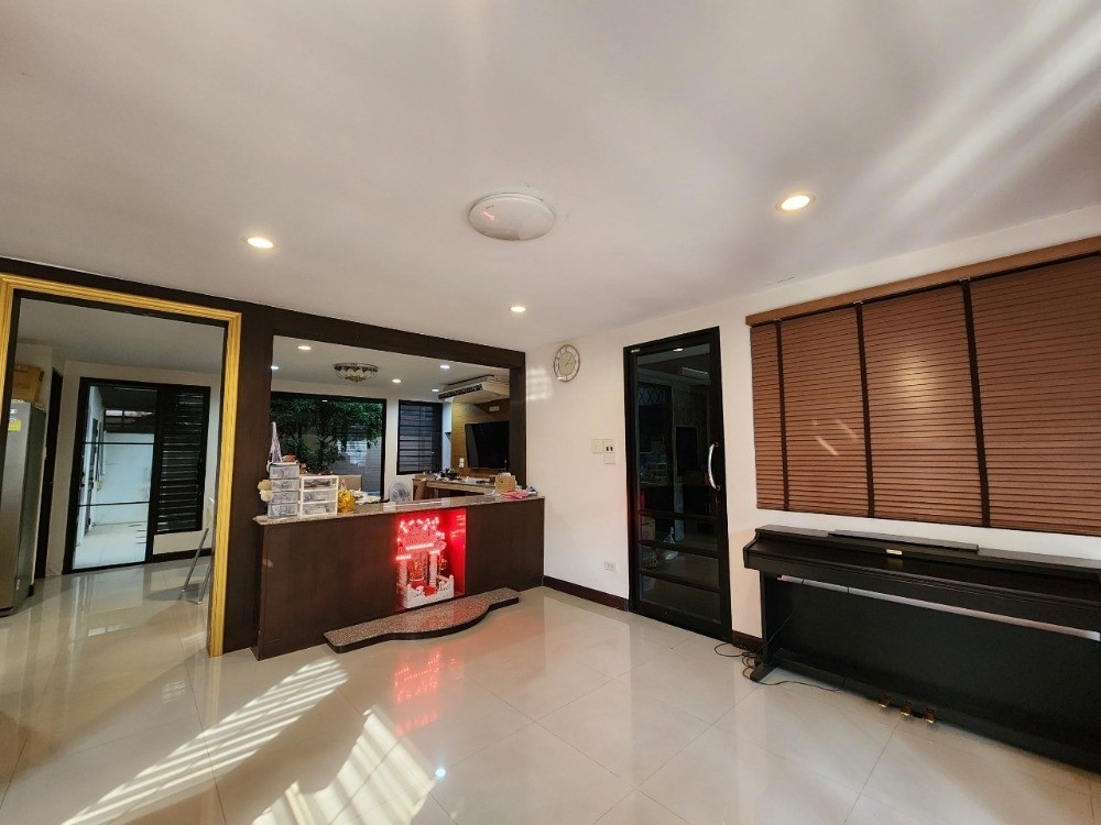 MWW645 ขายบ้านเดี่ยว 2 ชั้น หมู่บ้านฉัตราภรณ์ ซอยลาดพร้าววังหิน 66